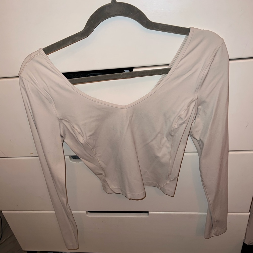 Lululemon women’s align top